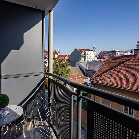 Apartment Eugen II Νόβι Σαντ Εξωτερικό φωτογραφία